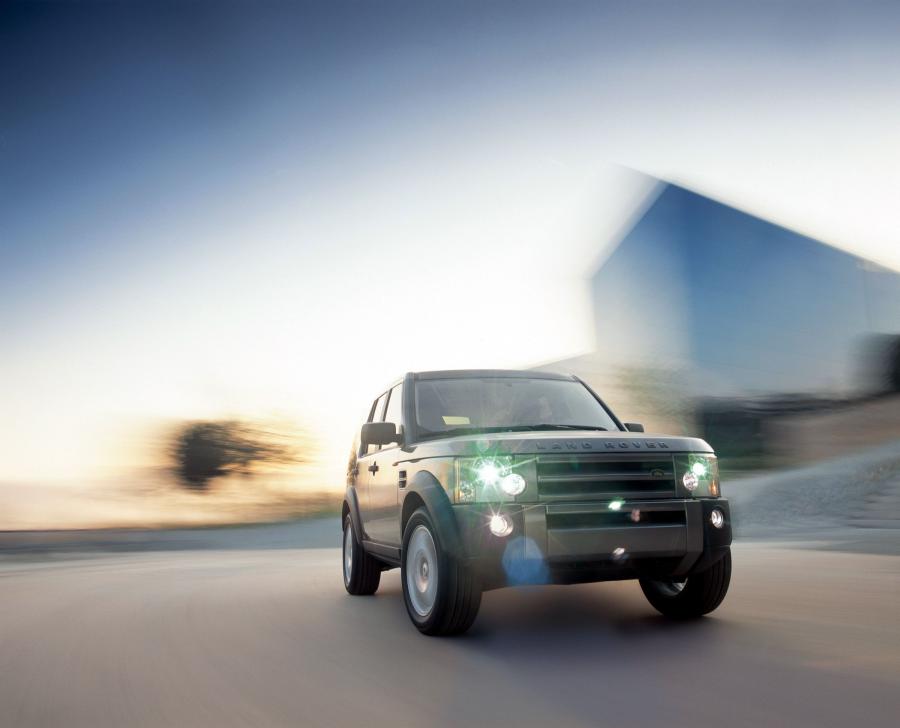  Land Rover Discovery 3 2004 года  (фото 49 из 132)